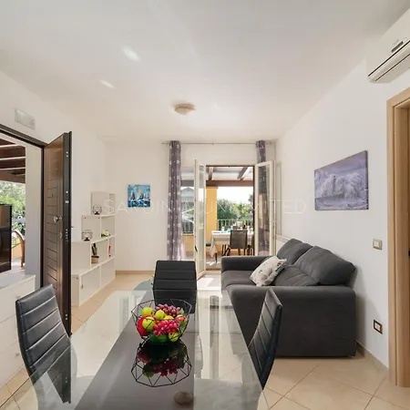 Di Vina Villa Olmedo