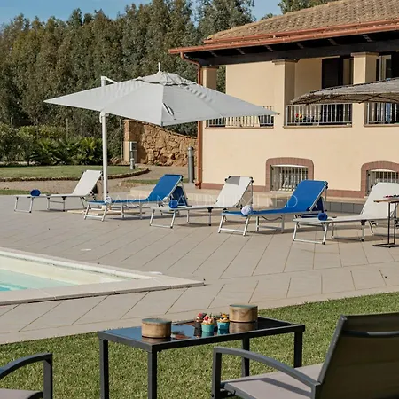 Di Vina Villa Olmedo